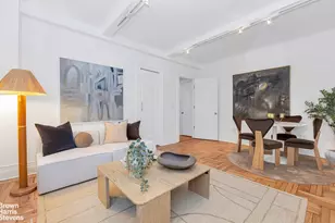 345 W 55th St, New York City, NY 10019 - Photo 2
