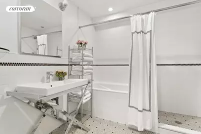 35 W 11th Street, New York City, NY 10011 - Photo 12