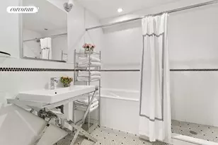35 W 11th St, New York City, NY 10011 - Photo 12