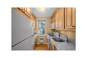 525 W 236th St, New York City, NY 10463 - Photo 12