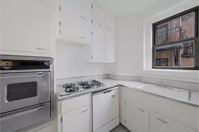 929 Park Avenue #4C, New York City, NY 10028 - Photo 4