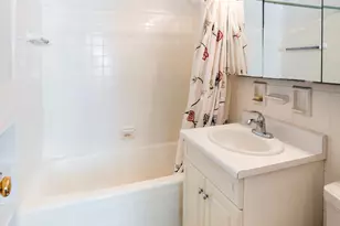 420 E 72nd St, New York City, NY 10021 - Photo 10