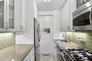 13 W 13th St, New York, NY 10011 - Photo 8