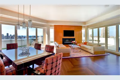 200 E 61st Street #PH3, New York City, NY 10065 - Photo 2