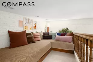 33 Tompkins Pl, New York City, NY 11231 - Photo 10