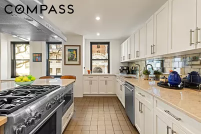 300 W 108th Street #2C, New York City, NY 10025 - Photo 6