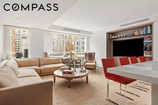 21 E 61st St, New York City, NY 10065 - Photo 2