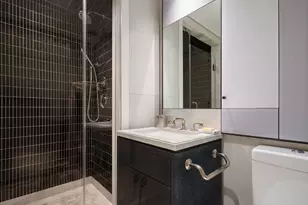 21 E 61st St, New York City, NY 10065 - Photo 10