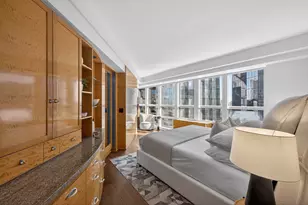 146 W 57th St, New York City, NY 10019 - Photo 8