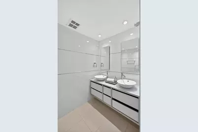 146 W 57th Street #41A, New York City, NY 10019 - Photo 10