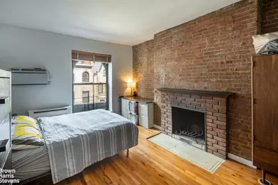 322 W 80th Street, New York City, NY 10024 - Photo 16