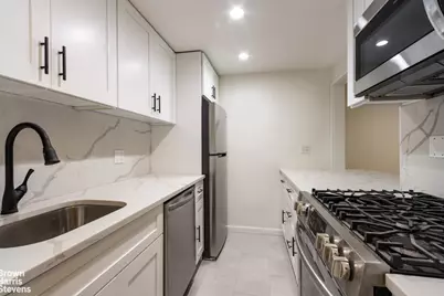 322 W 80th Street, New York City, NY 10024 - Photo 12
