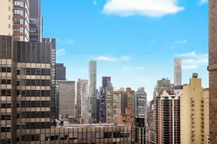 212 E 47th St, New York City, NY 10017 - Photo 8