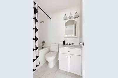 77 Bleecker Street #811, New York, NY 10012 - Photo 14