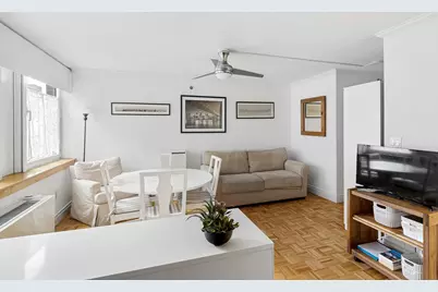 404 E 76th Street #5-F, New York City, NY 10021 - Photo 8