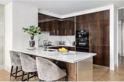217 W 57th Street #33B, New York City, NY 10019 - Photo 4