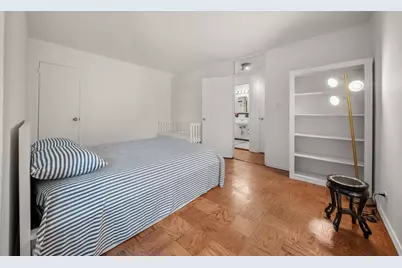 210 E Broadway #H1305, New York City, NY 10002 - Photo 14