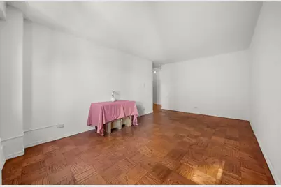 210 E Broadway #H1305, New York City, NY 10002 - Photo 4