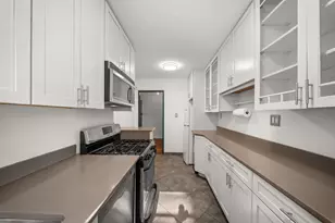 210 E Broadway, New York City, NY 10002 - Photo 10