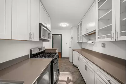 210 E Broadway #H1305, New York City, NY 10002 - Photo 10