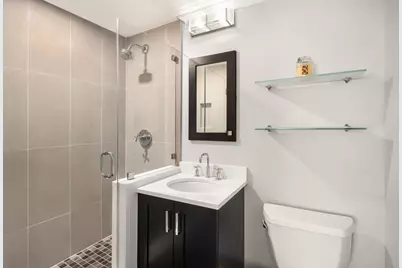 7 E 35th Street #4E, New York City, NY 10016 - Photo 2