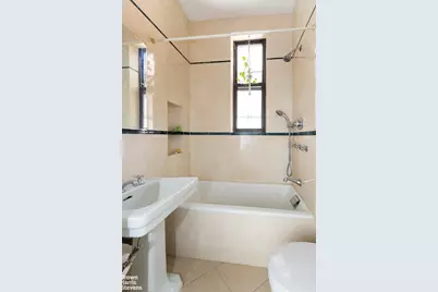 1060 Park Avenue #9B, New York City, NY 10128 - Photo 4