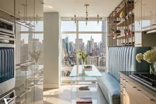 151 E 58th St, New York City, NY 10022 - Photo 4