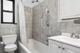 225 E 79th St, New York City, NY 10075 - Photo 4