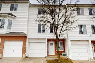 32 Aspen Knolls Way, New York City, NY 10312 - Photo 1