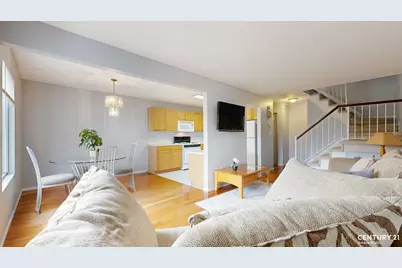 32 Aspen Knolls Way, New York City, NY 10312 - Photo 12