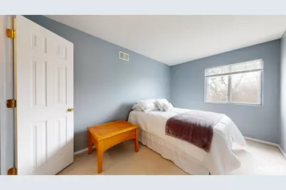 32 Aspen Knolls Way, New York City, NY 10312 - Photo 14