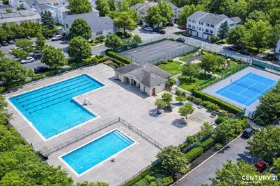 32 Aspen Knolls Way, New York City, NY 10312 - Photo 20