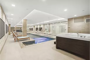 433 E 74th St, New York City, NY 10021 - Photo 4