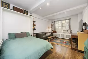 235 W 102nd St, New York City, NY 10025 - Photo 2