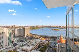 302 E 96th St, New York, NY 10128 - Photo 18