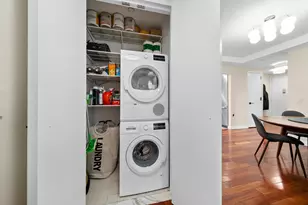 121 E 23rd St, New York, NY 10010 - Photo 18