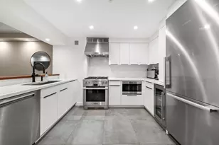 121 E 23rd St, New York, NY 10010 - Photo 8