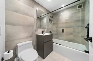 121 E 23rd St, New York, NY 10010 - Photo 16