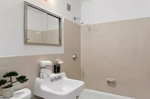 75 Henry St, New York City, NY 11201 - Photo 8