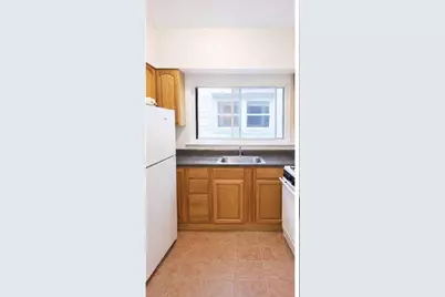 3219 Lurting Avenue, New York City, NY 10469 - Photo 1