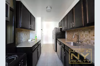 30-95 29th Street #3C, Astoria, NY 11102 - Photo 2