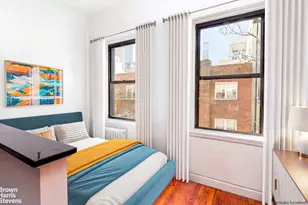 218 E 82nd St, New York City, NY 10028 - Photo 2