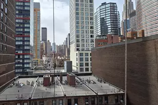 240 E 55th St, New York City, NY 10022 - Photo 6