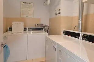 322 W 57th St, New York City, NY 10019 - Photo 22