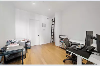 27-28 Thomson Avenue #816, Long Island City, NY 11101 - Photo 10