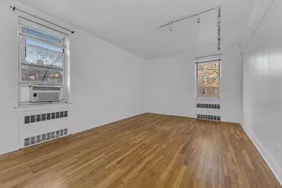 65-05 Yellowstone Boulevard #2E, Forest Hills, NY 11375 - Photo 4