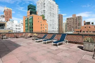 233 E 69th Street #17-G, New York City, NY 10021 - Photo 8