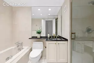 160 W 66th St, New York City, NY 10023 - Photo 8