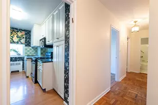 60 Knolls Crescent, New York City, NY 10463 - Photo 6