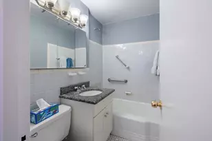 60 Knolls Crescent, New York City, NY 10463 - Photo 18